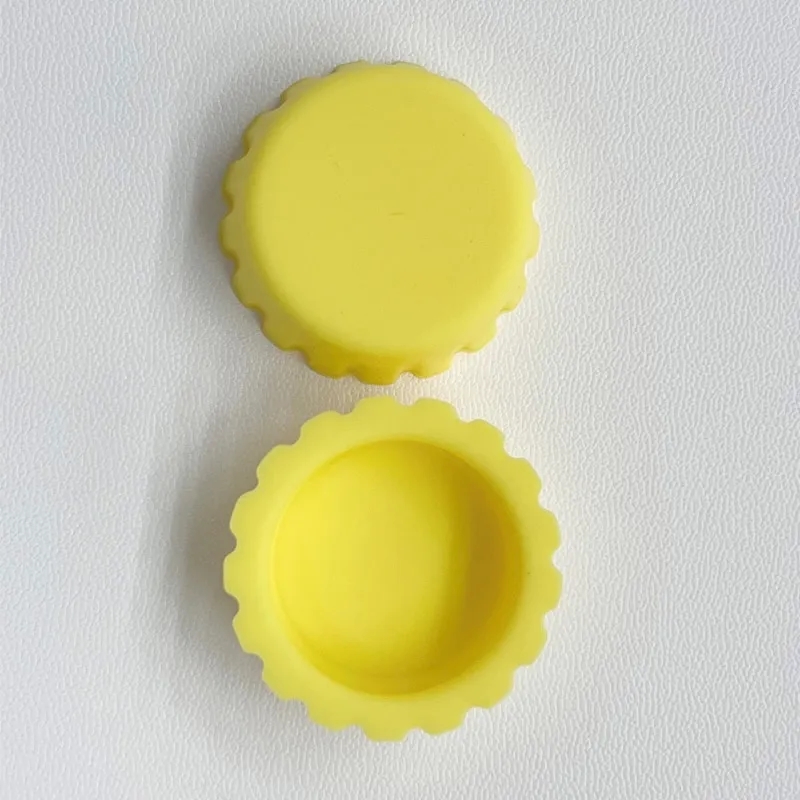 Beer Savers - Silicone Rubber Bottle Caps 4