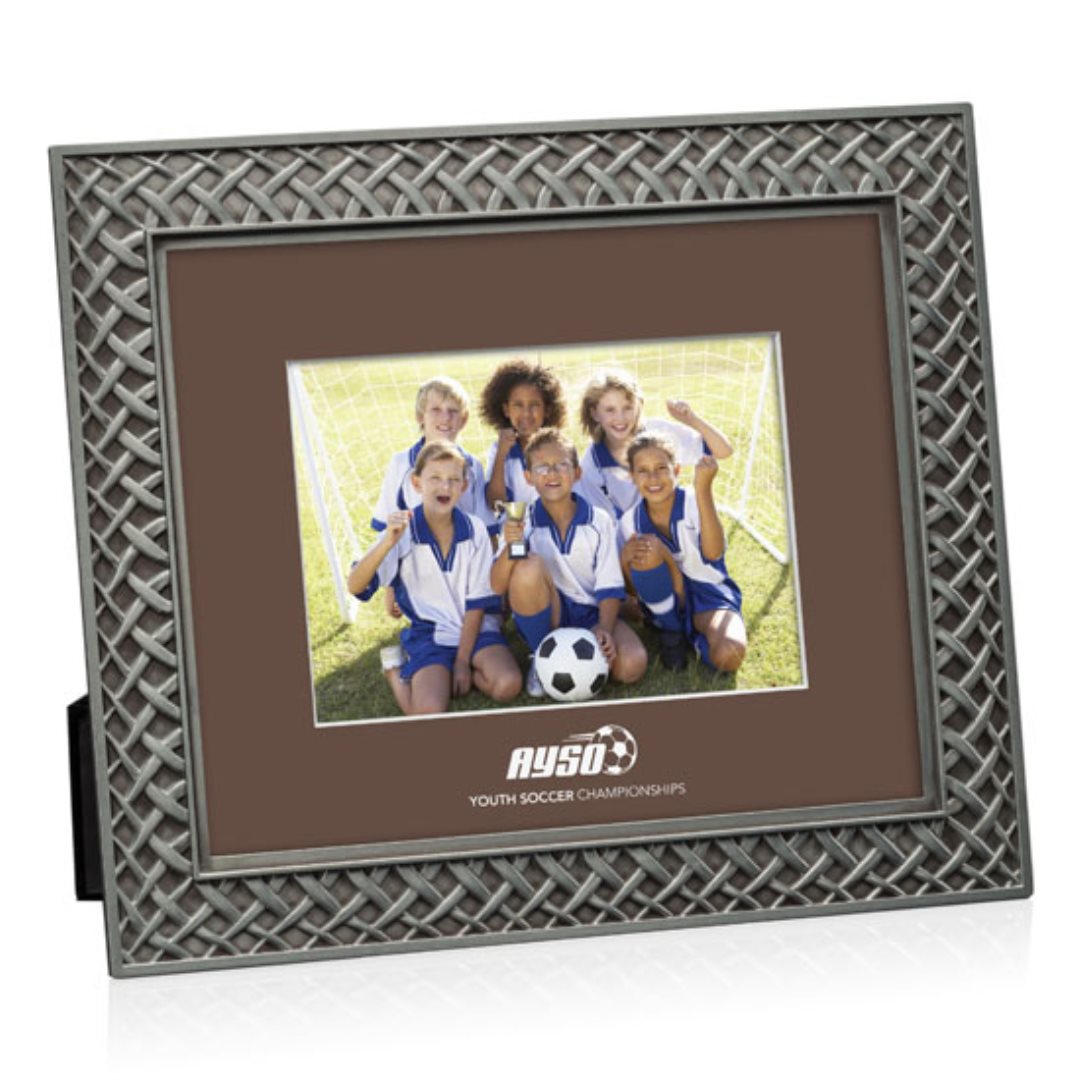 Camilla Frame 8