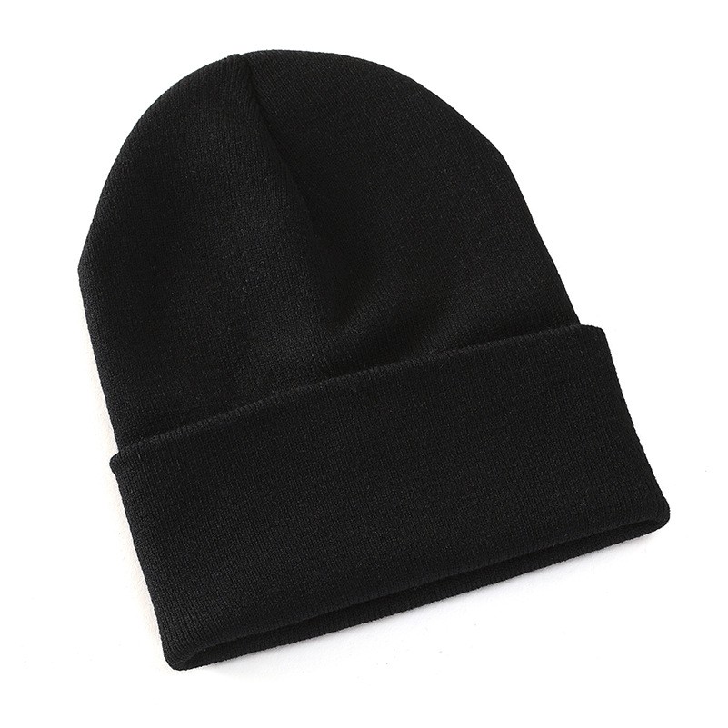 Custom Embroidery Solid Color knitted Beanie 3