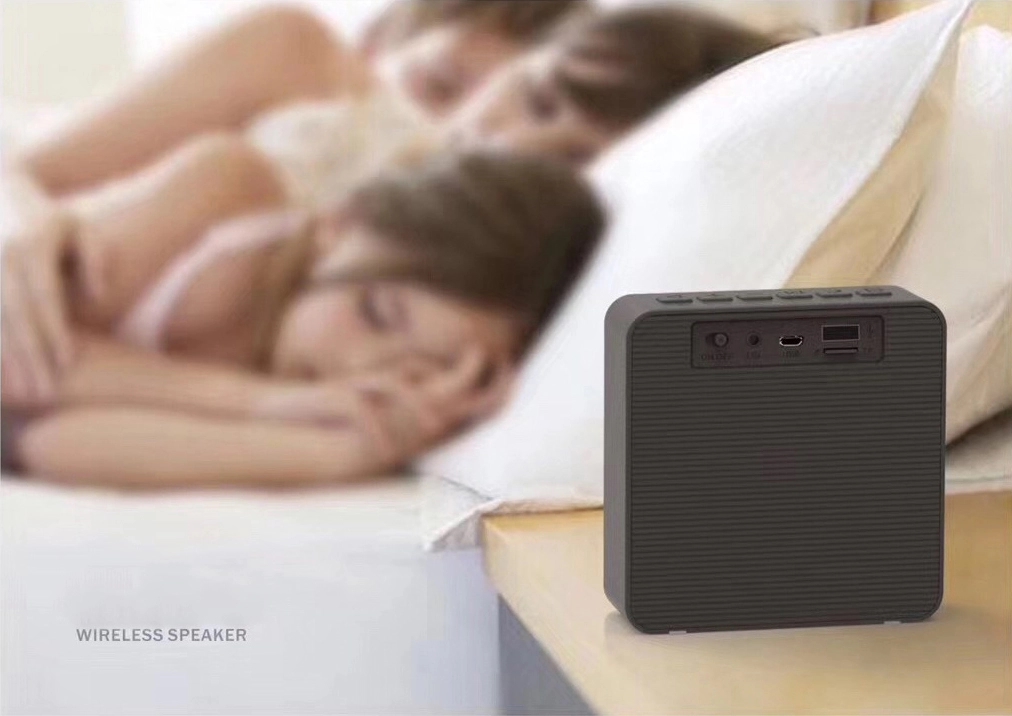 Square Wireless Bluetooth speaker with LED screen 13