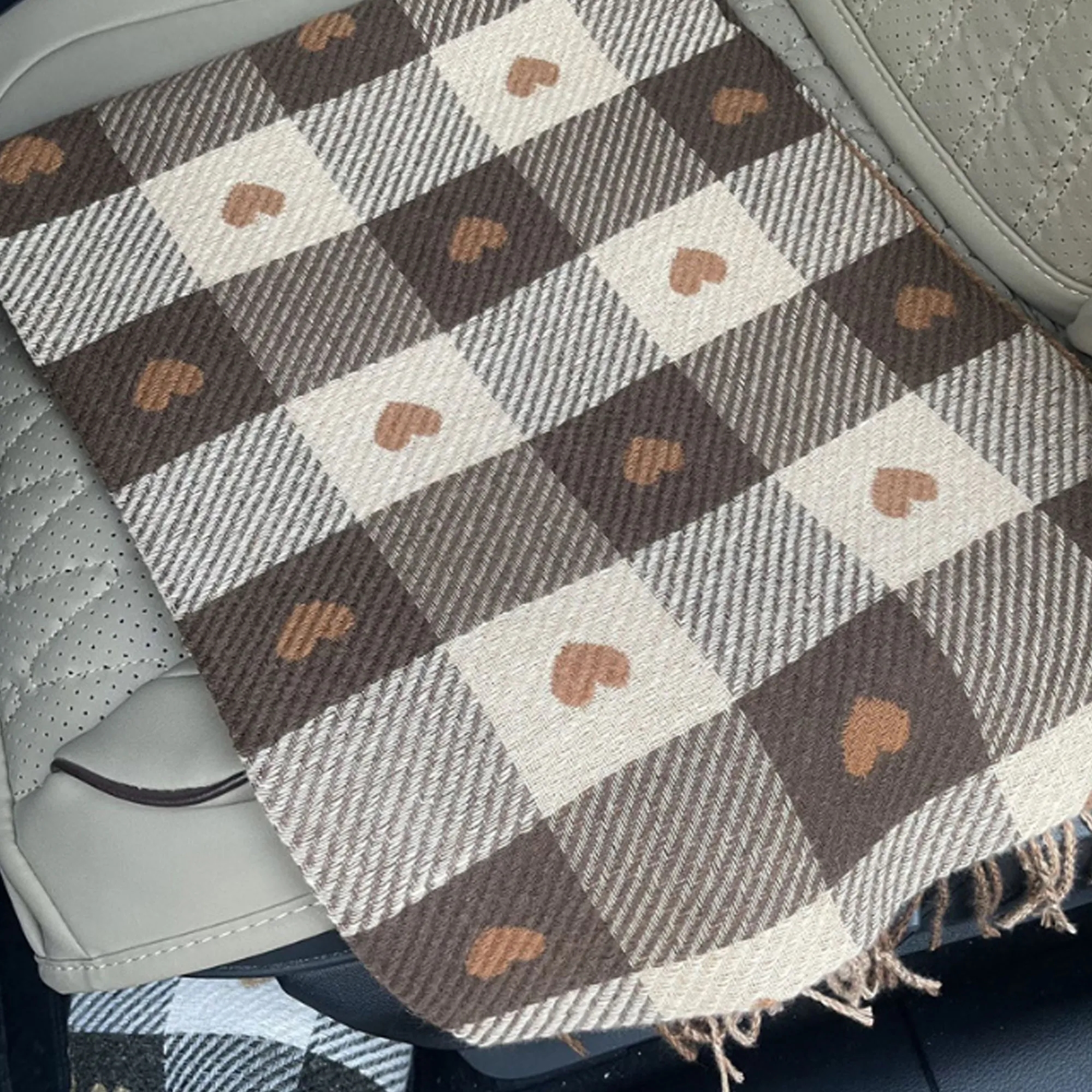 Double-Sided Faux Cashmere Heart Plaid Scarf 3