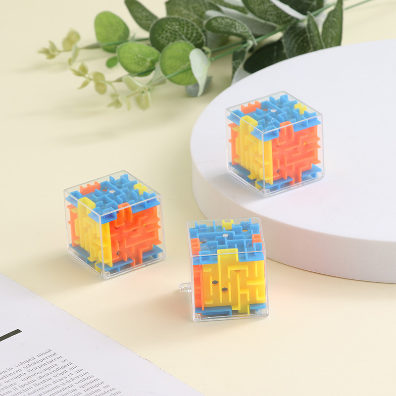 Mini Cube Maze Puzzle Toy With Key Chain 2