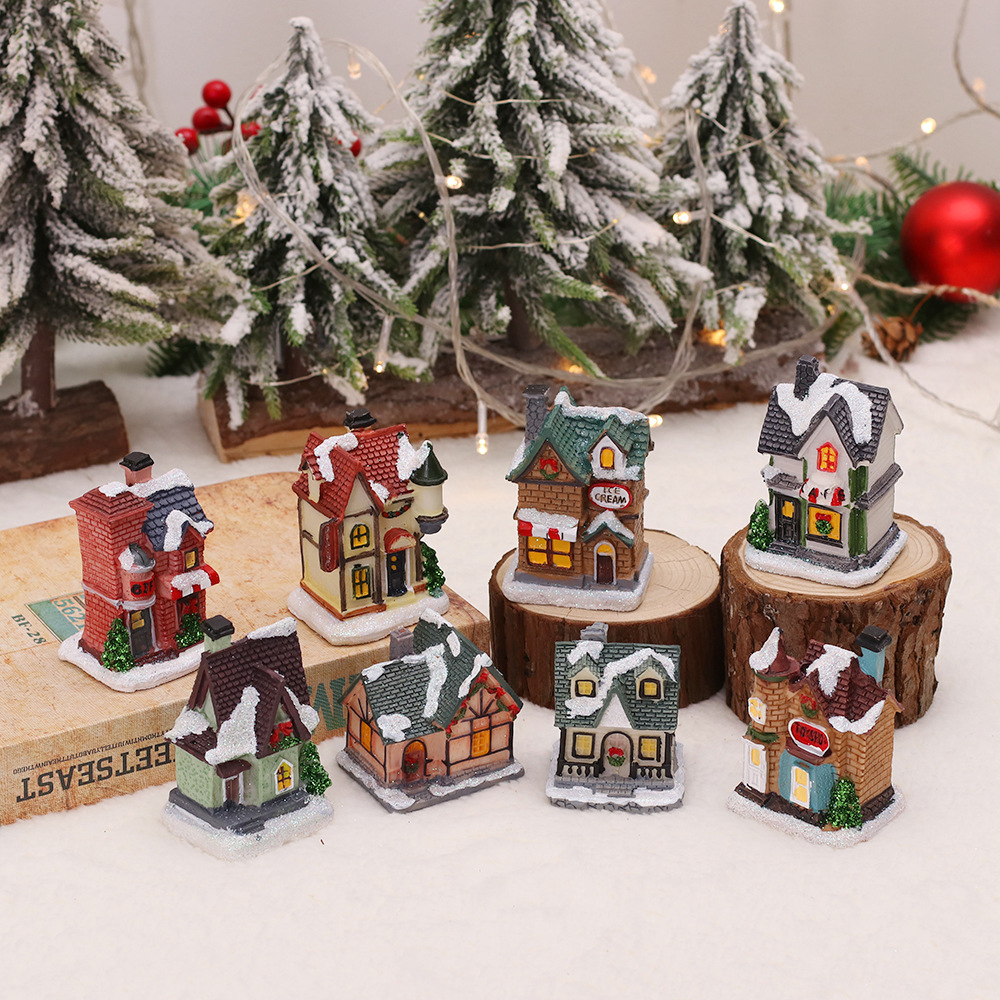 Christmas Resin LED Snowhouse 10