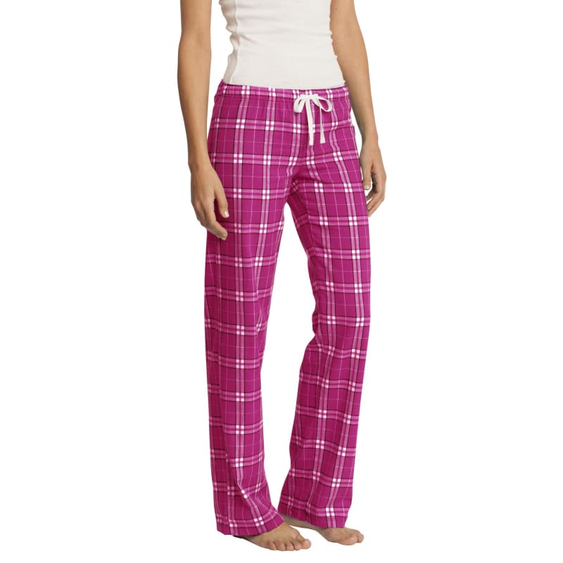 District Women's Flannel Plaid Pant. 12