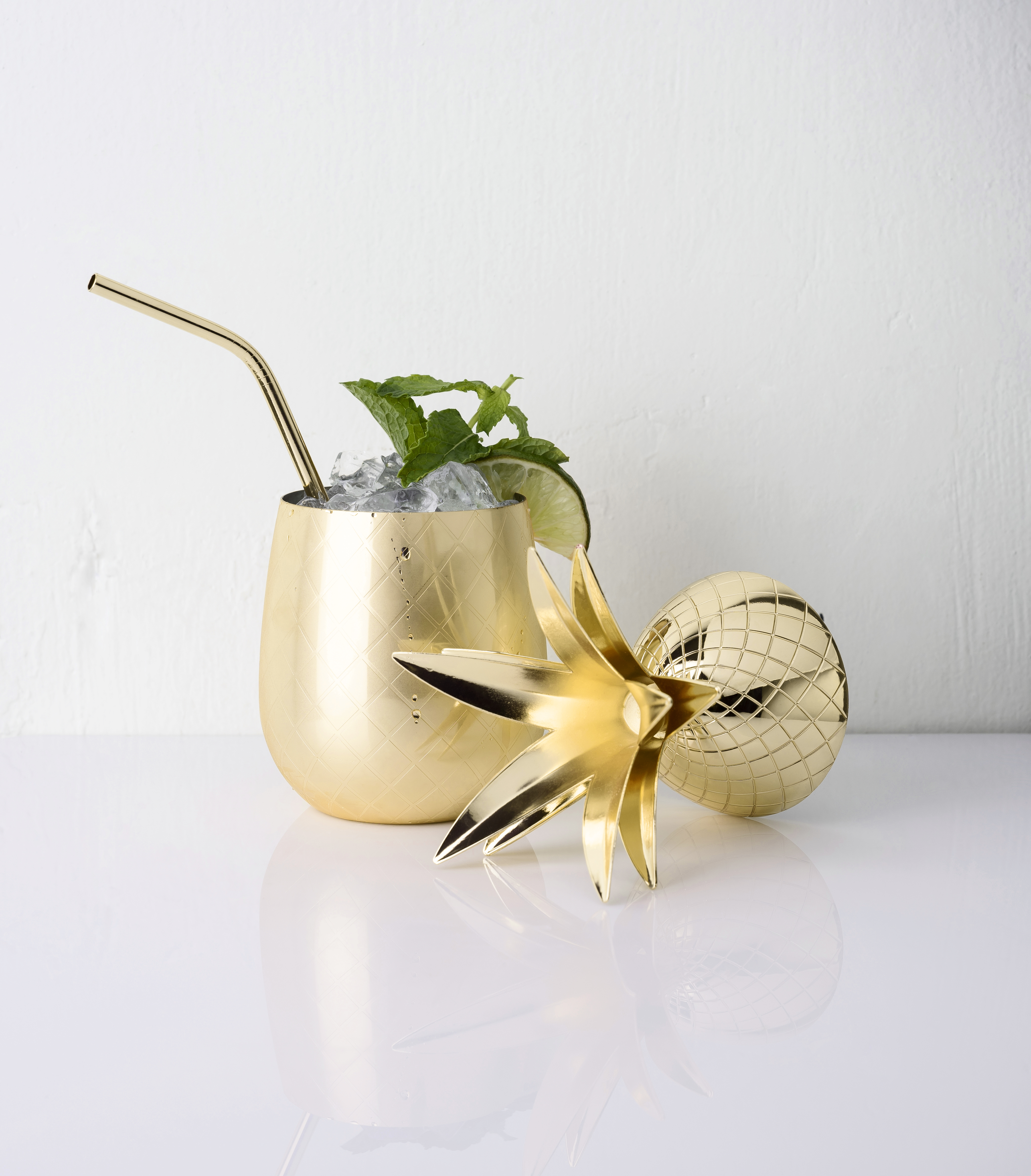 Viski® Gold Pineapple Tumbler 4