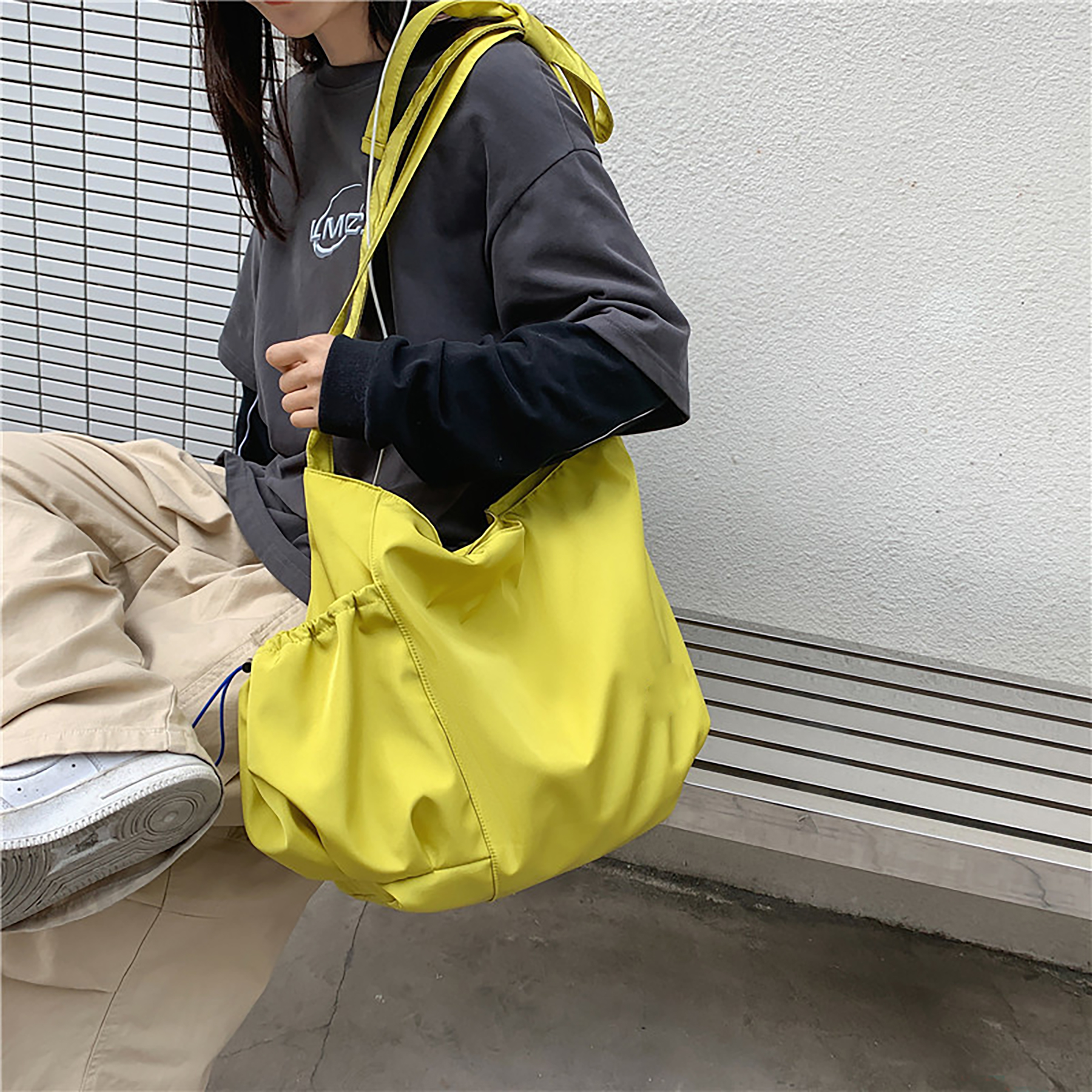 Large Capacity Casual Crossbody Shoulder Bag 10