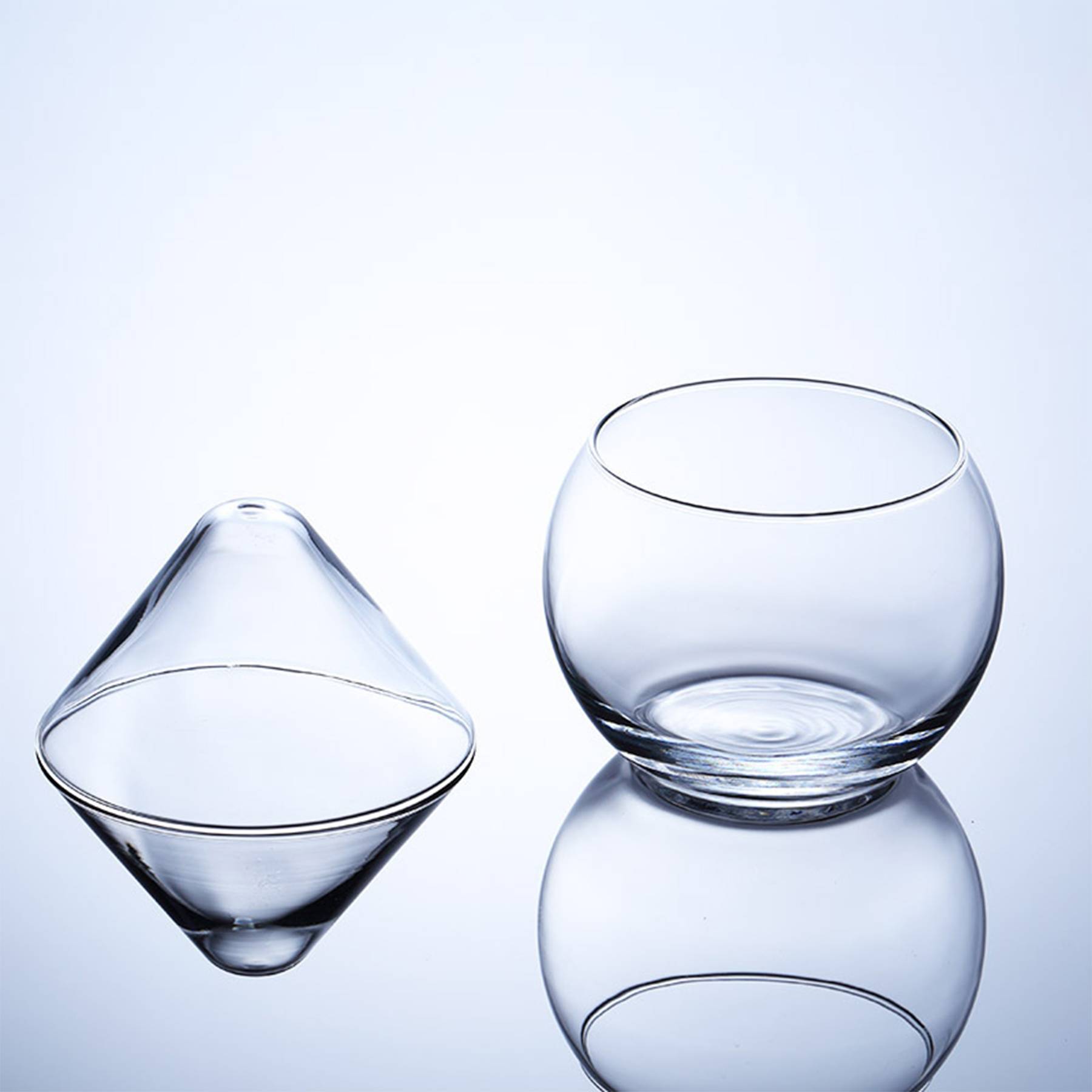 7 Oz. Glass Cocktail Triangle Cup 3