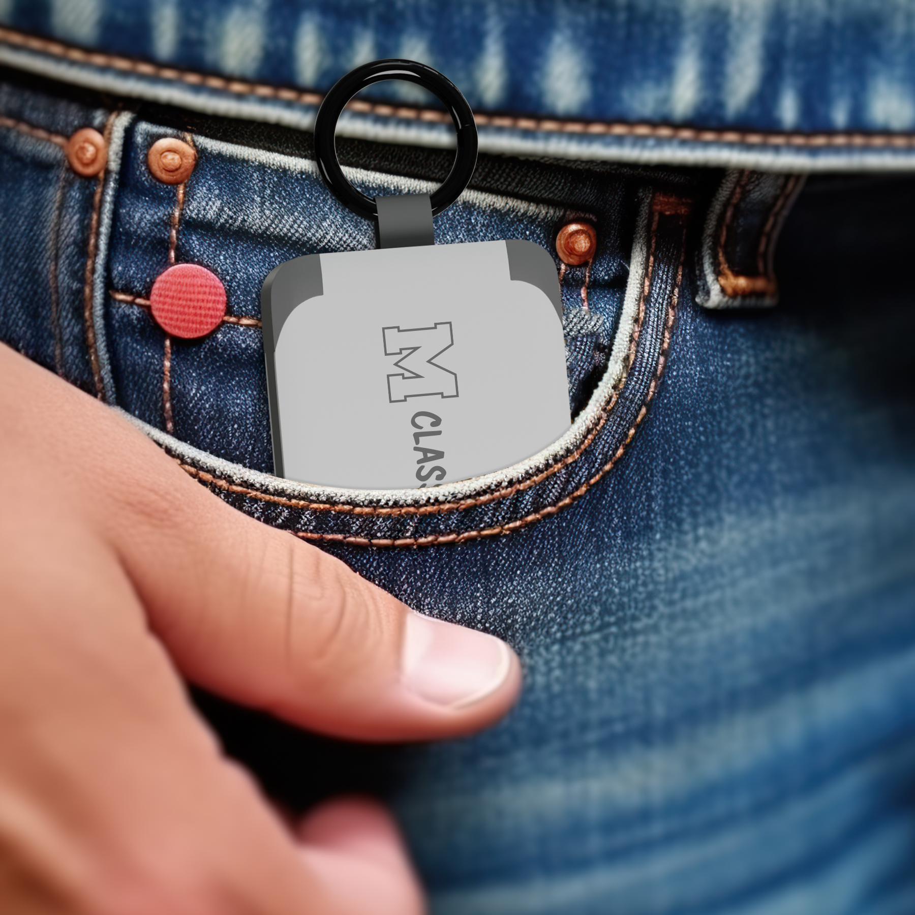 2000 mAh Power Bank with Built-In Cables 2