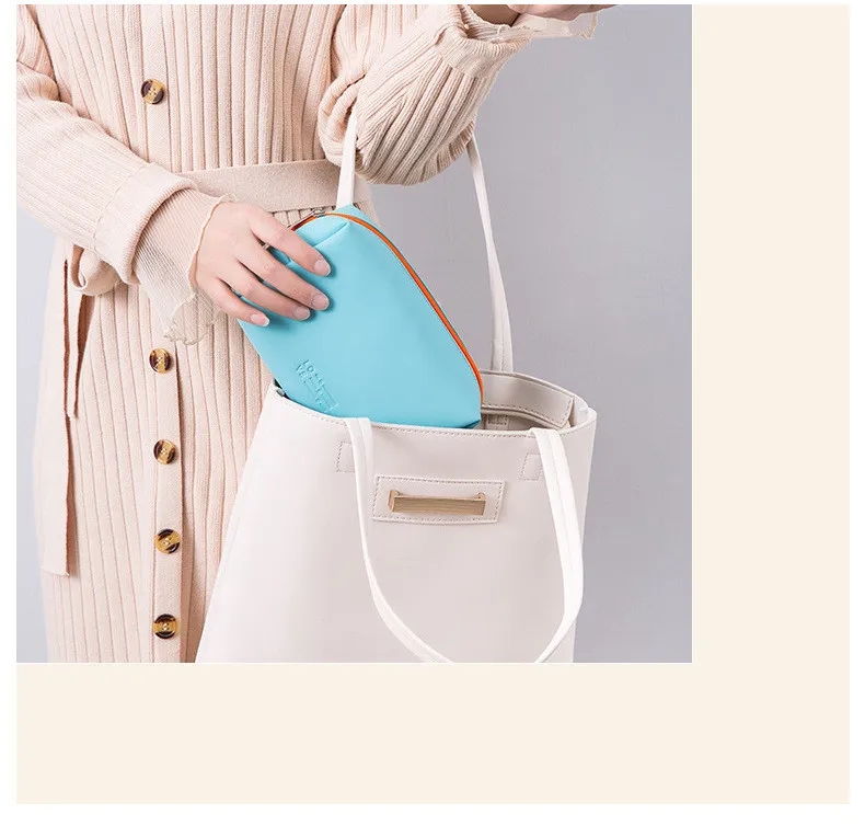 Travel Cosmetic Bags 2