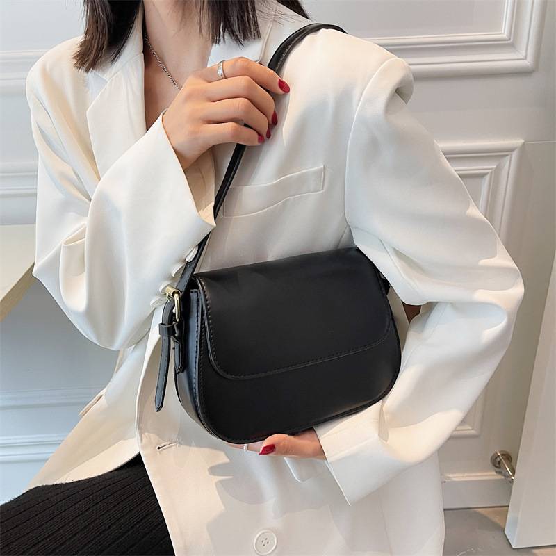 Women's PU Leather Minimalist Saddle Tote Bag 5