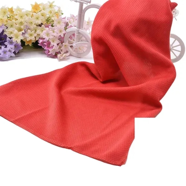 Quick Dry Cooling Towel with Microfiber Technology 3