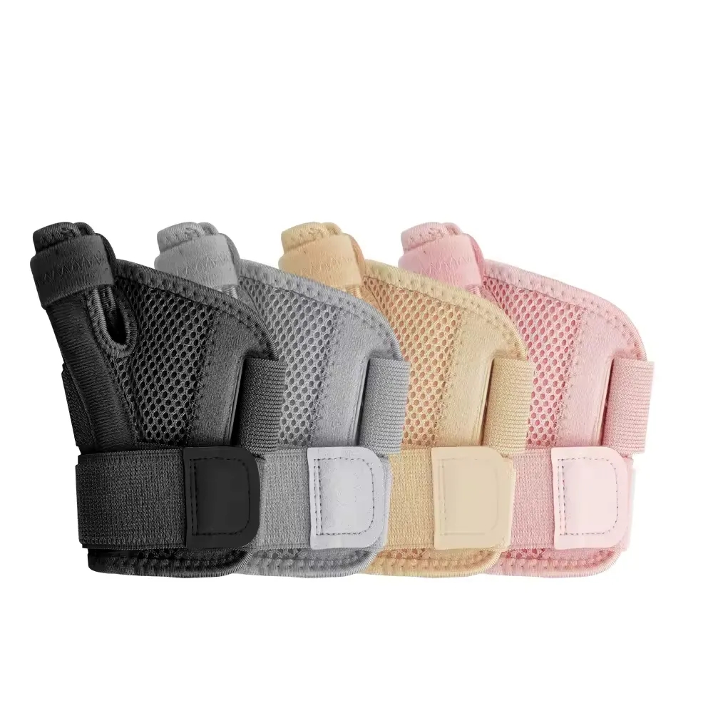 Adjustable Thumb Stabilizer for Sports Injuries 3