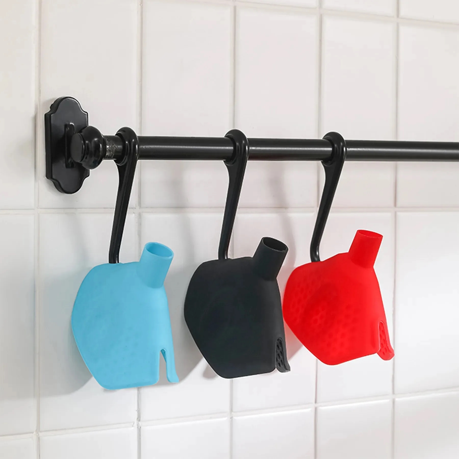 Silicone insulated anti-scald funnel 11