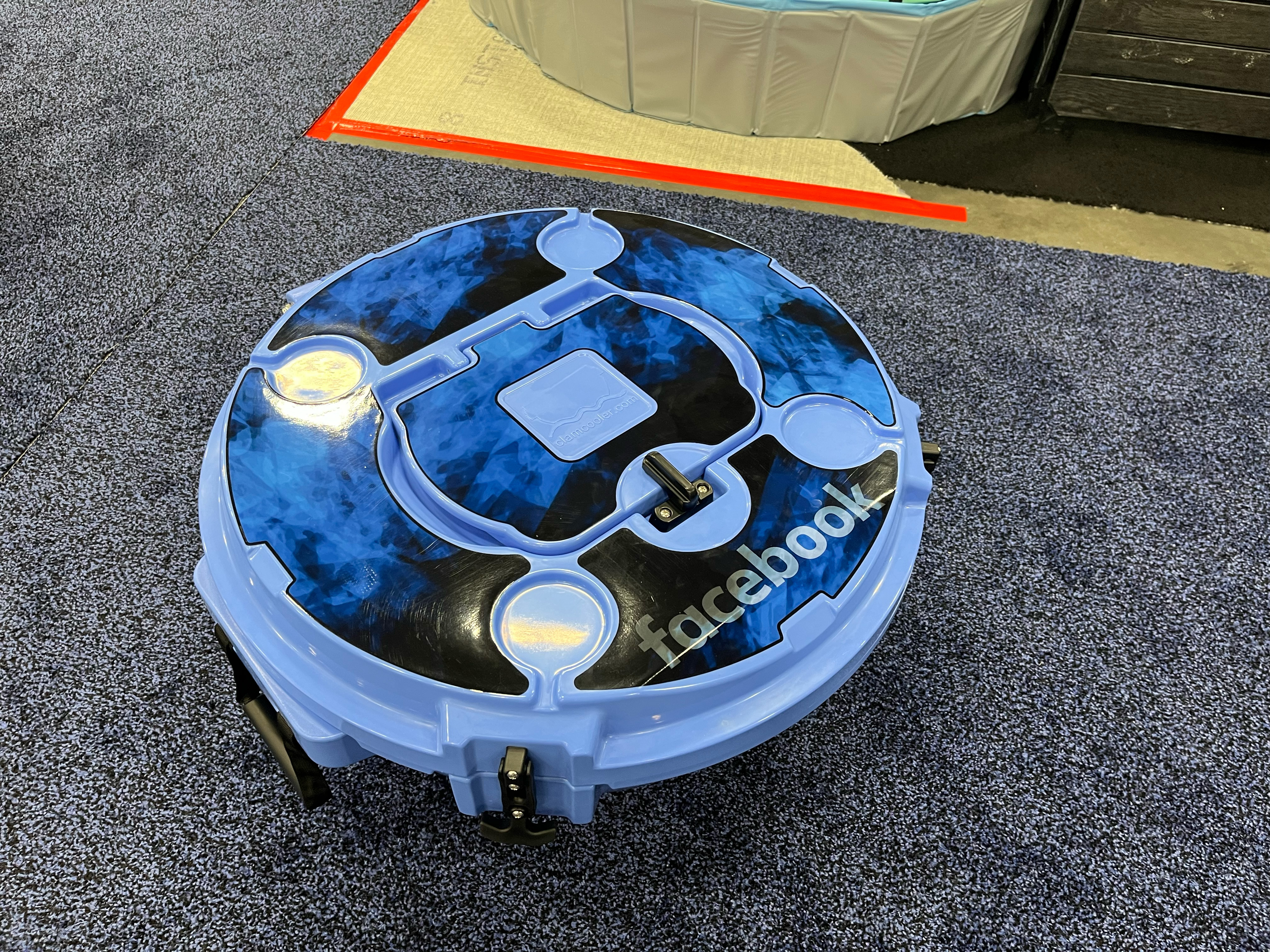 Clam Cooler- Blue 3