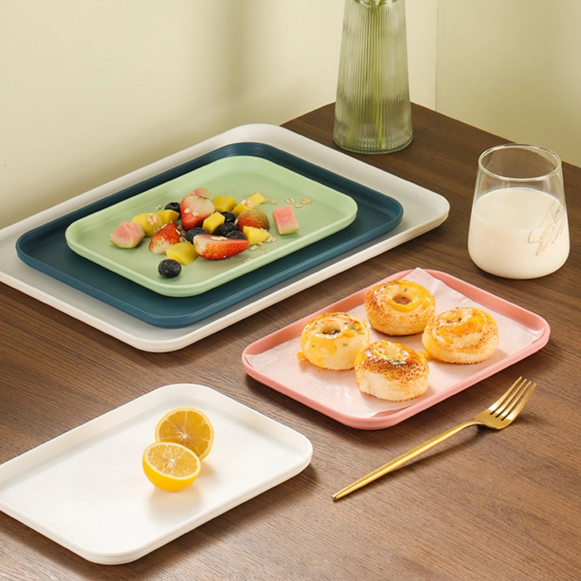 Plastic Square Dinner Plates 4