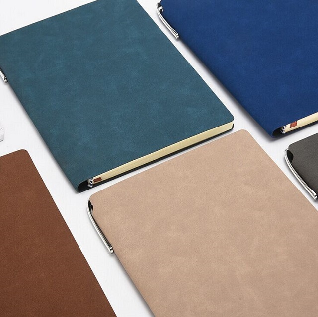 Hardcover A5 Notebook Gift Set 4