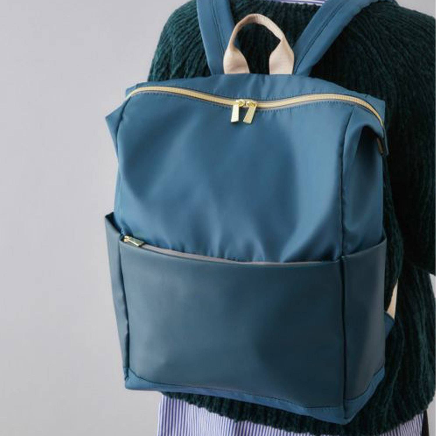PU Solid Color Large Capacity Travel Student Backpack 2