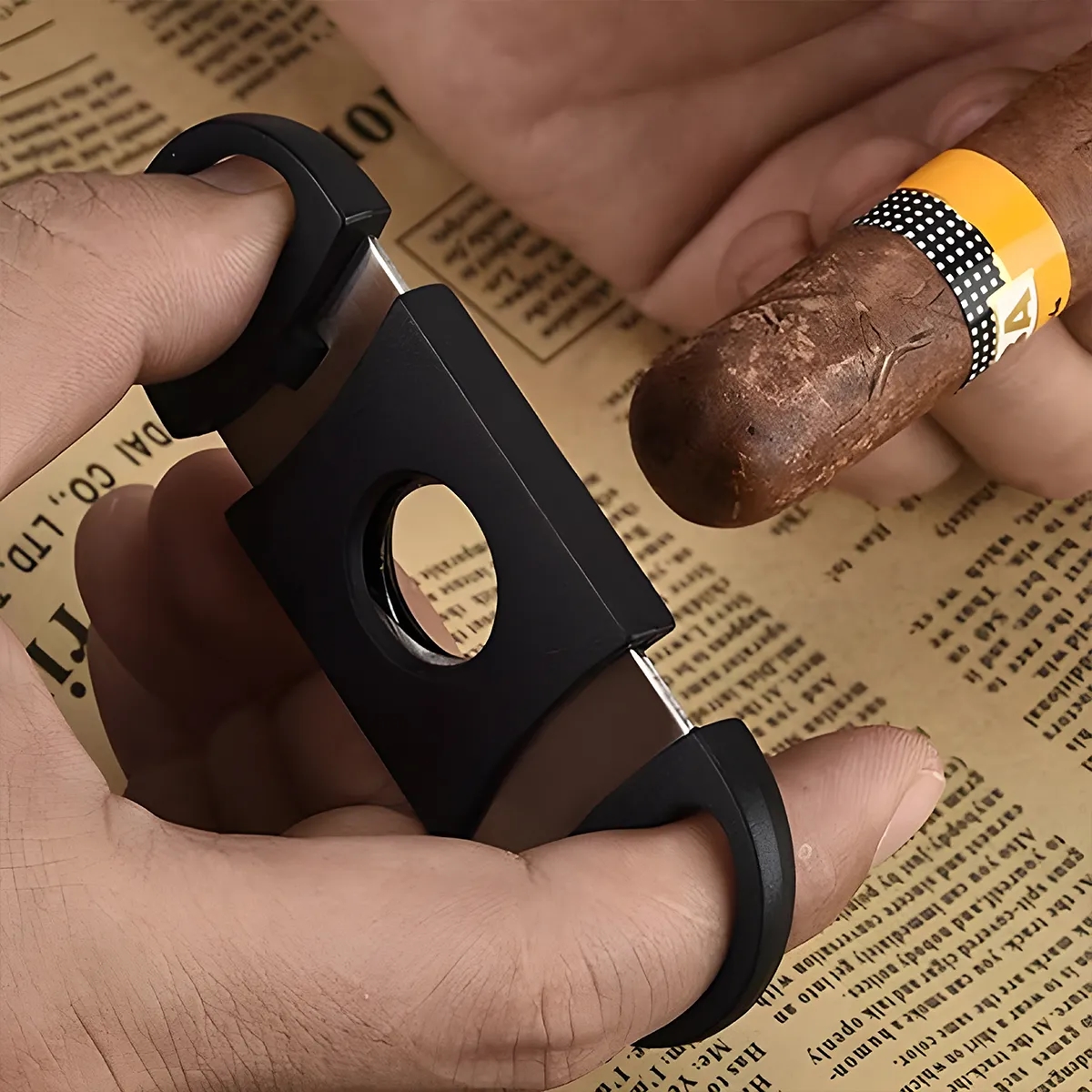 Mini Pocket Double Blades Stainless Steel Cigar Cutter 2