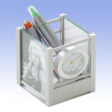 Aluminum Clock w/ Pen Holder and Photo Frames 1