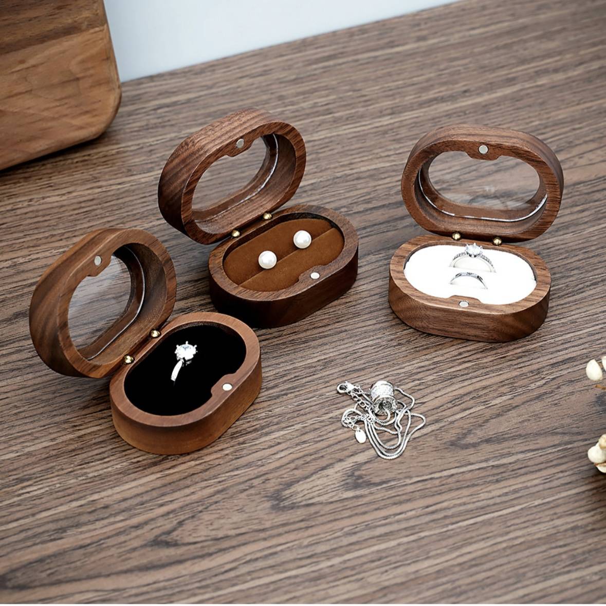 Oval Ring Box(Clear Top Optional) 4