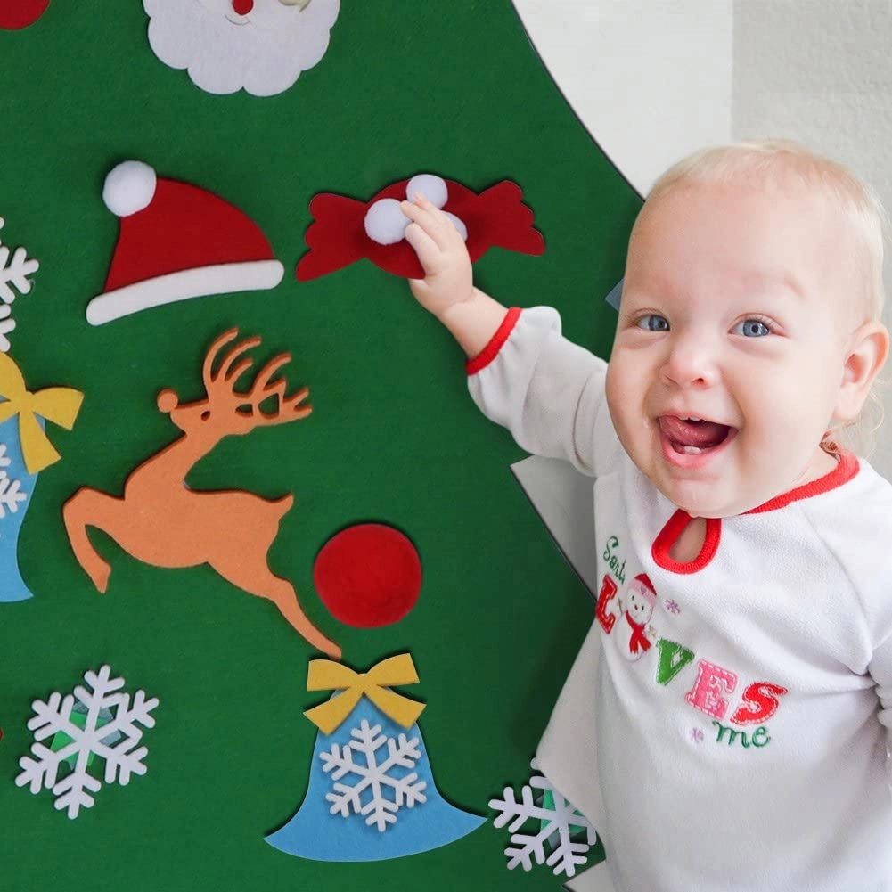 DIY Felt Christmas Tree With Ornaments 3