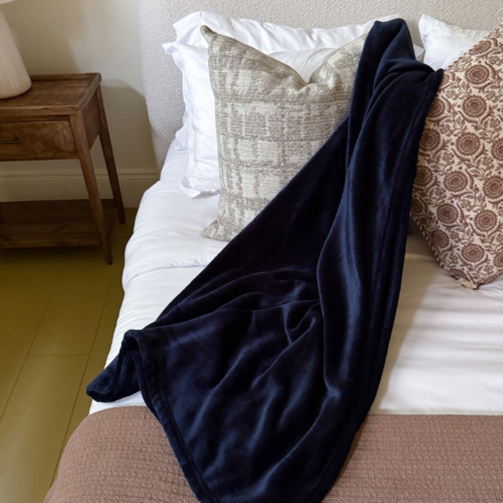 Velura Throw 7