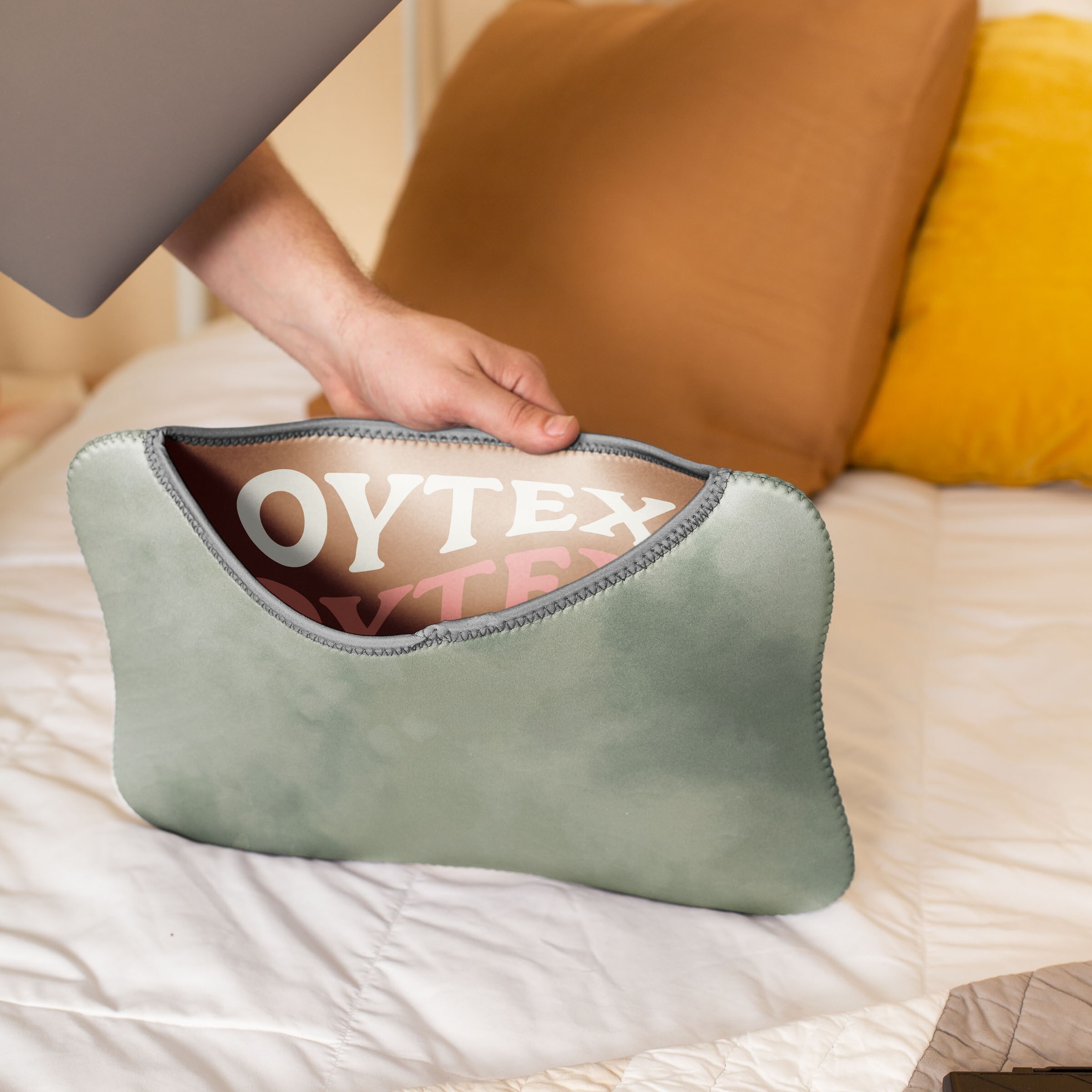 MAGLIONE TECH SLEEVE - 13" -Oytex