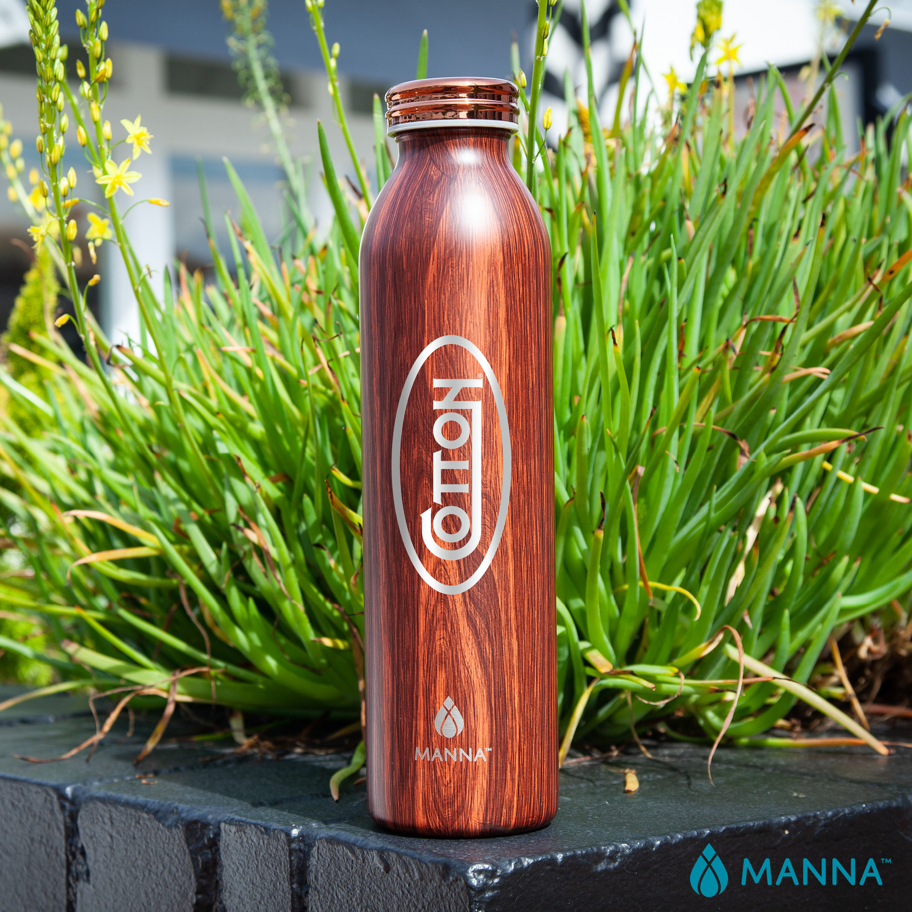 Manna™ 20 oz. Retro Stainless Steel Water Bottle 5
