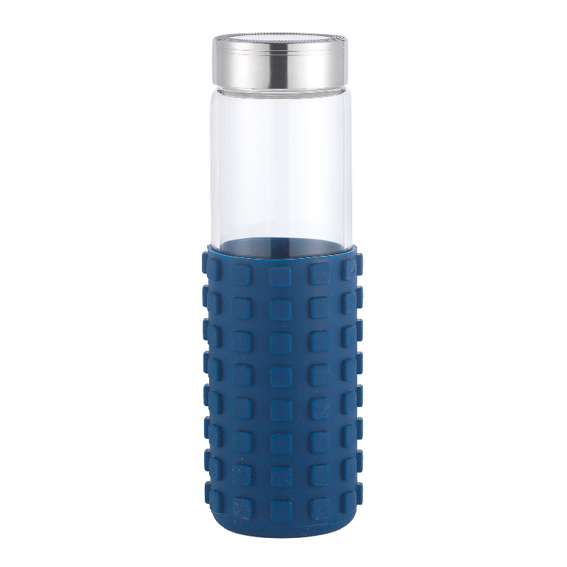 20 oz Silicone Grip Square Bottle 26