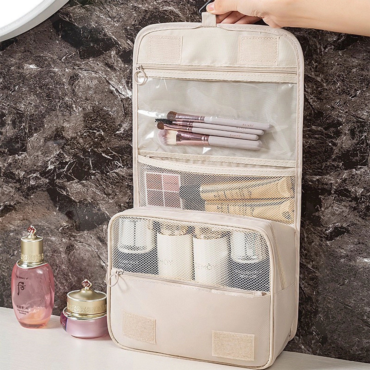 Portable Hanging Travel Toiletry Bag 2