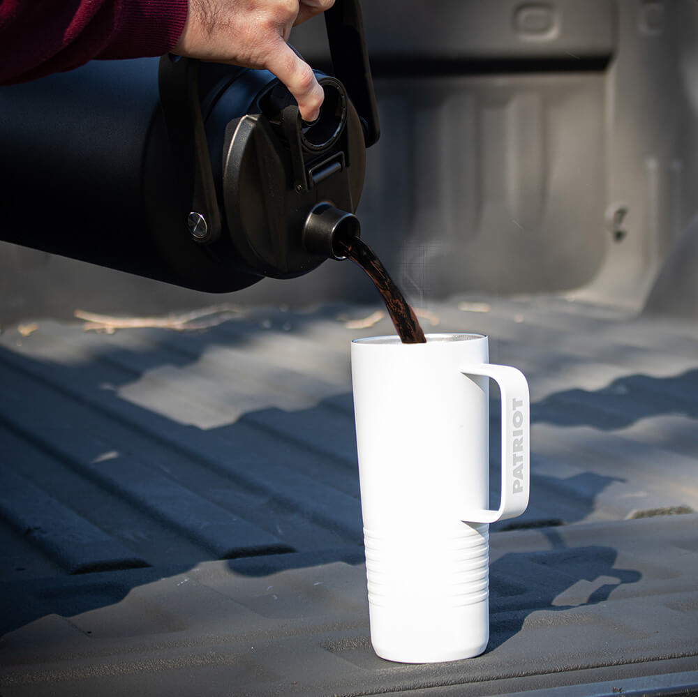 Patriot 19oz Travel Mug 1