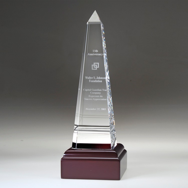 10" Grooved Obelisk Crystal Award_D138CA 4