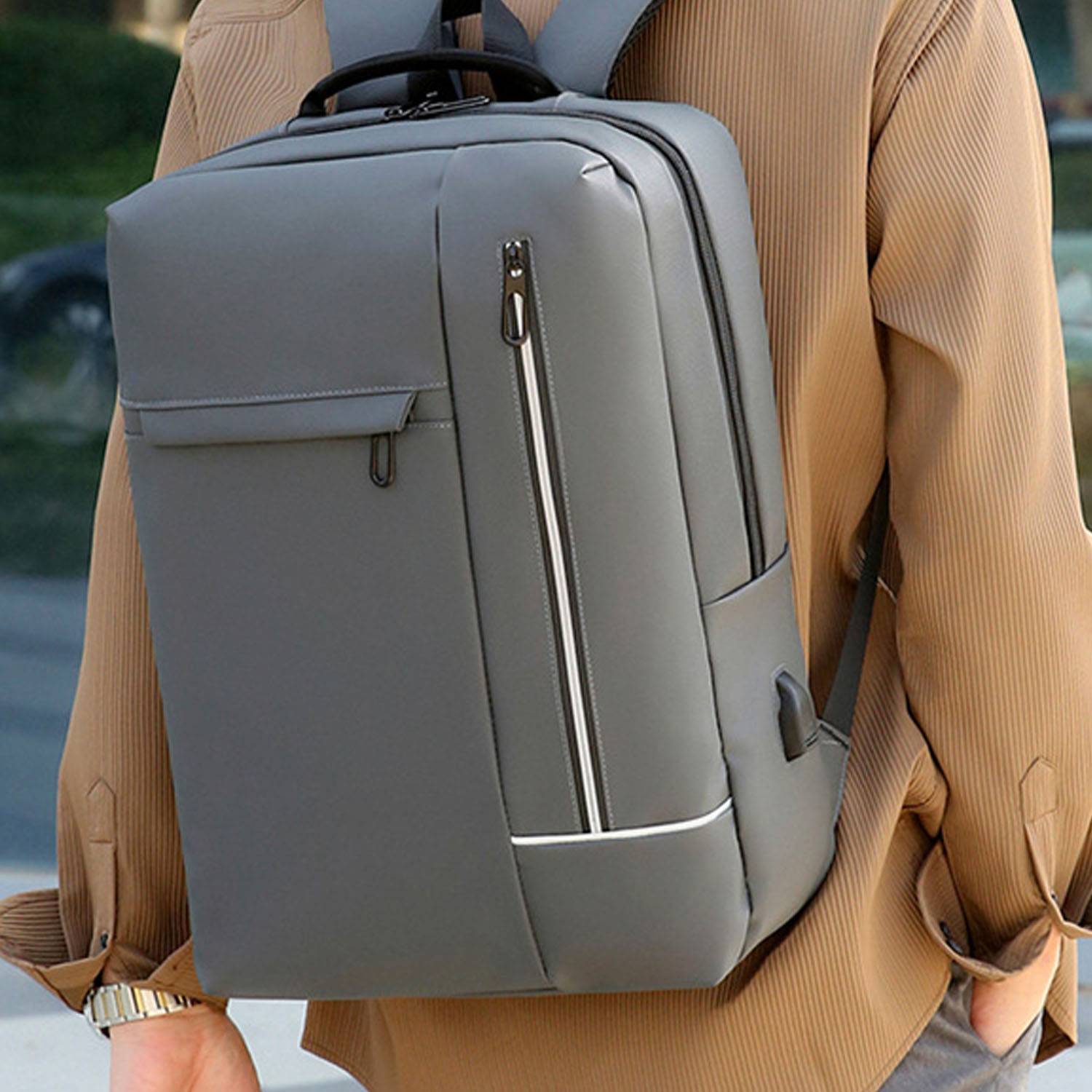 Large capacity laptop bag 6