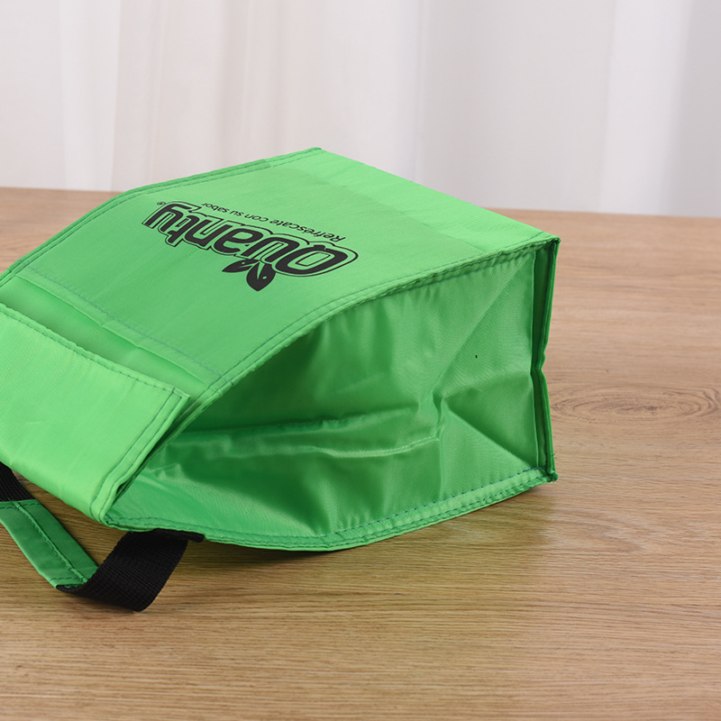 Hand-held Portable Waterproof Insulated Bag 4