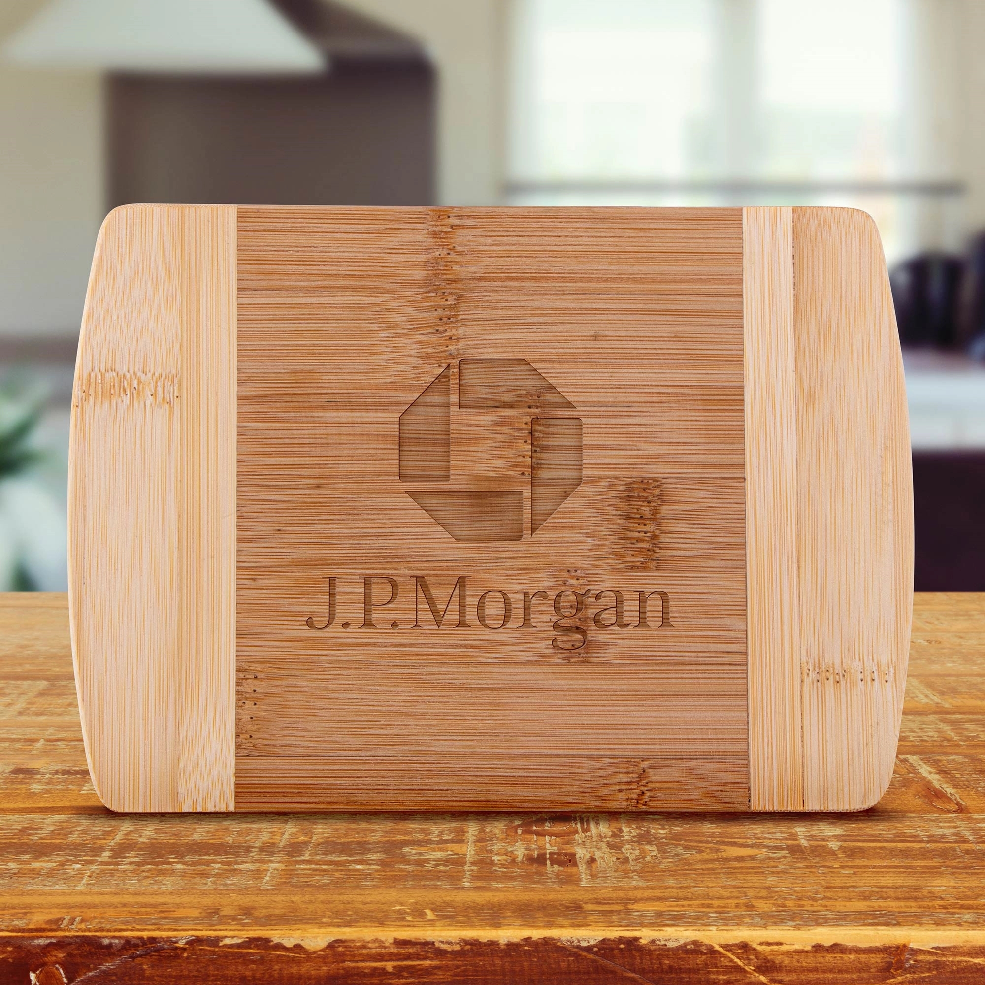 The Wellington 8-Inch Two-Tone Bamboo Cutting Board 5