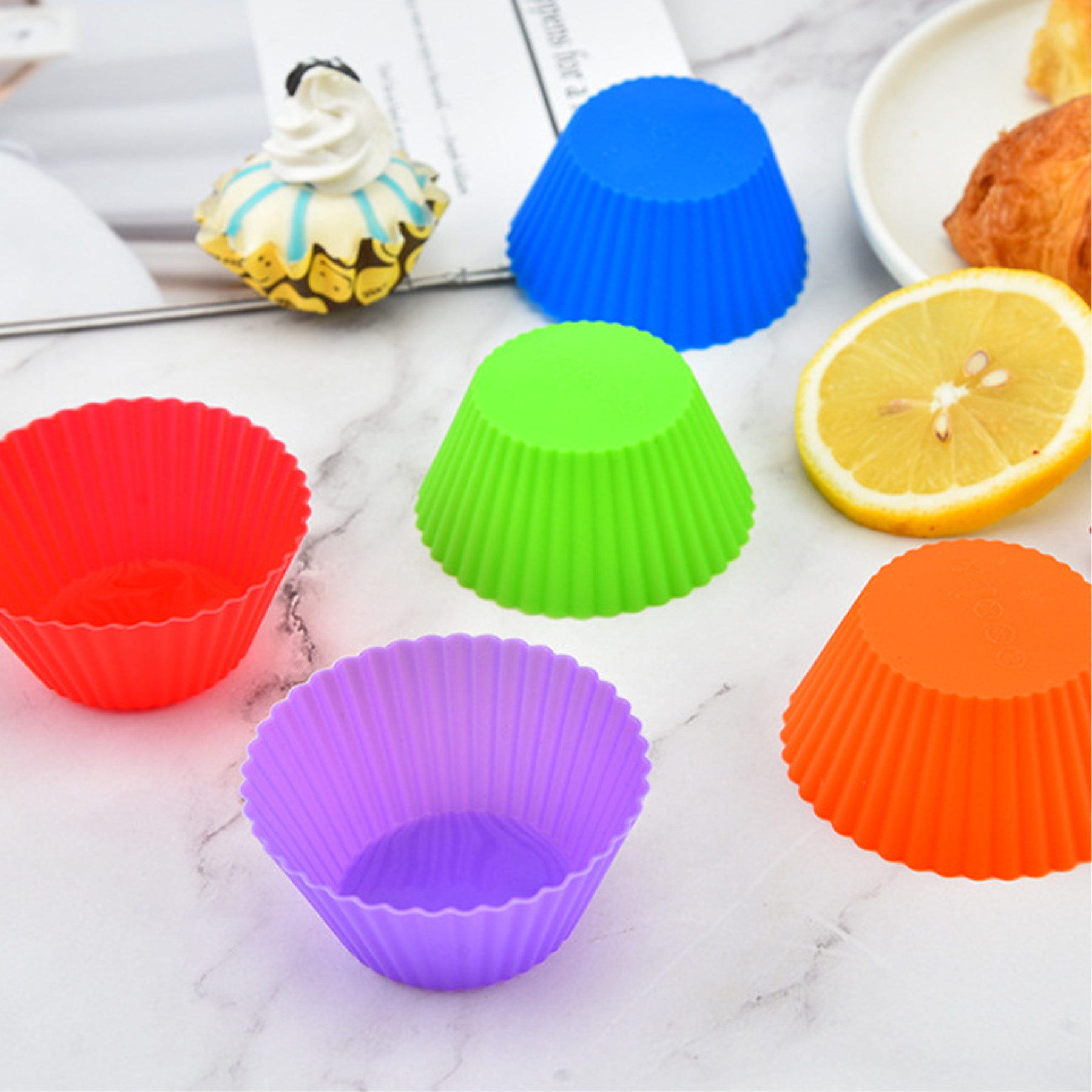 2.76" Silicone High Temperature Resistant Muffin Cup Mold 1
