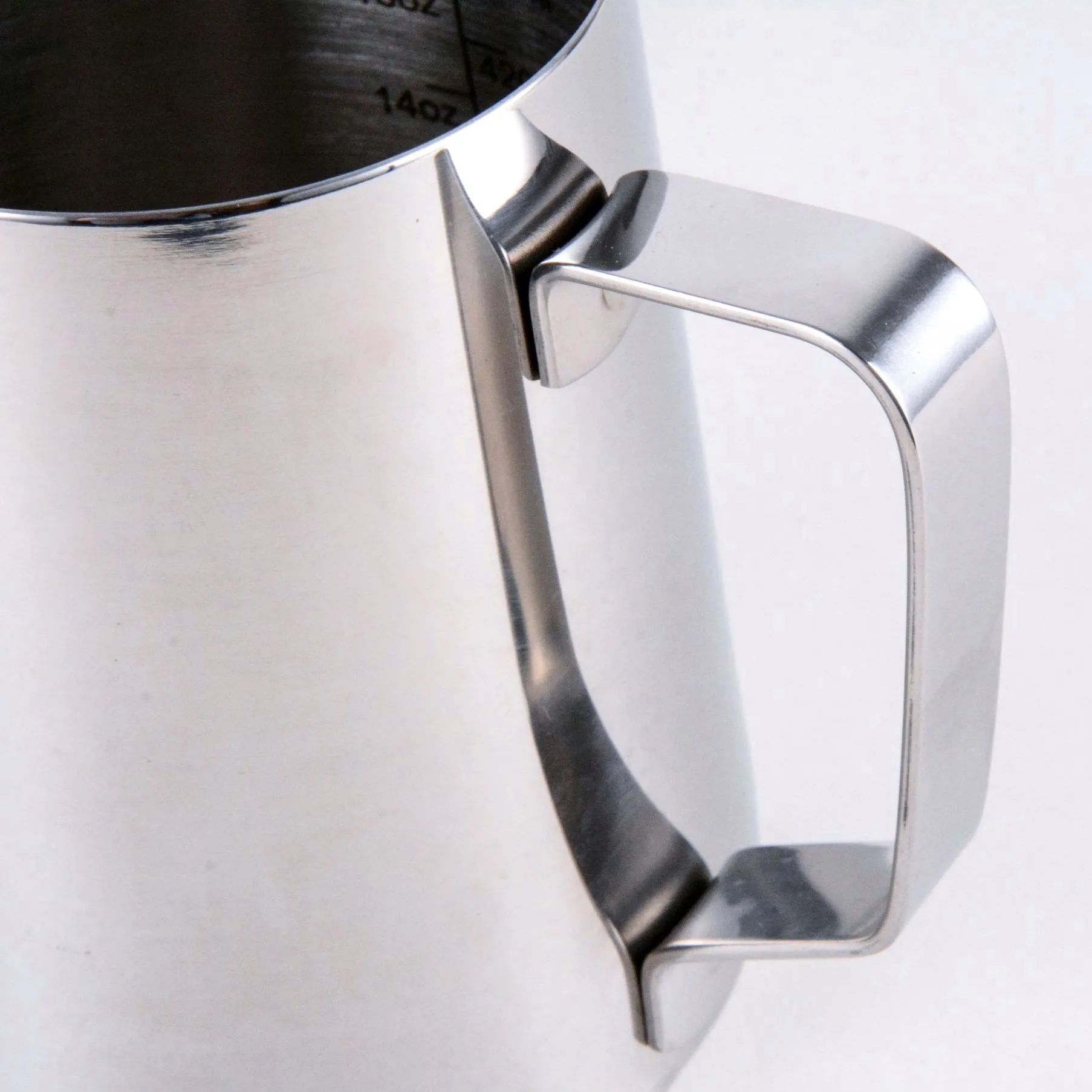 20 Oz Espresso Coffee Milk Frothing Pitcher, Stainless Steel 2