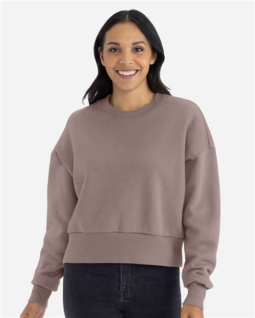 Women's Heavyweight Crewneck Sweatshirt - 9087 34