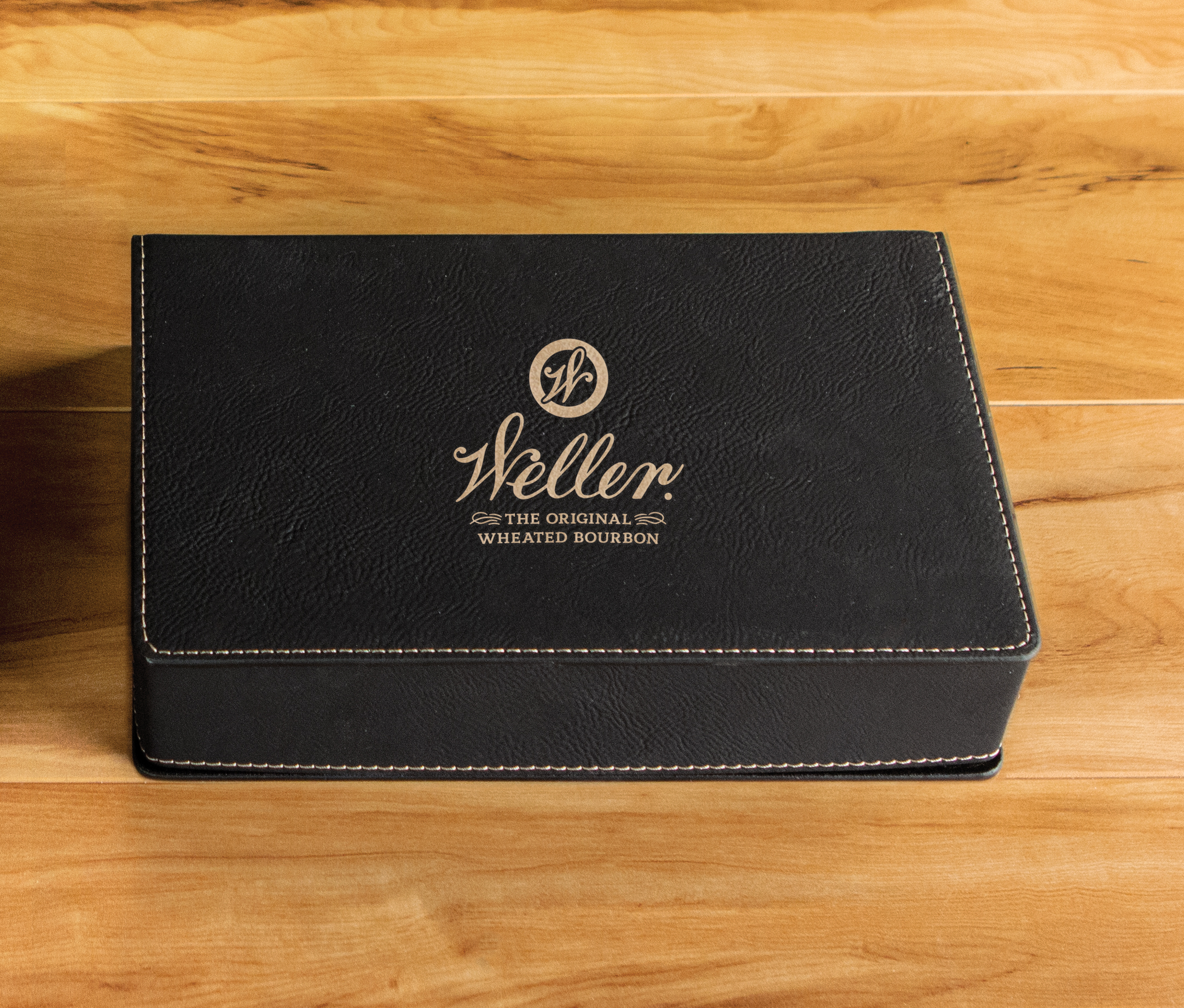 Leatherette Flask Set 13
