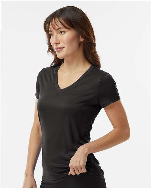 Women's Vera V-Neck T-Shirt - 203 22