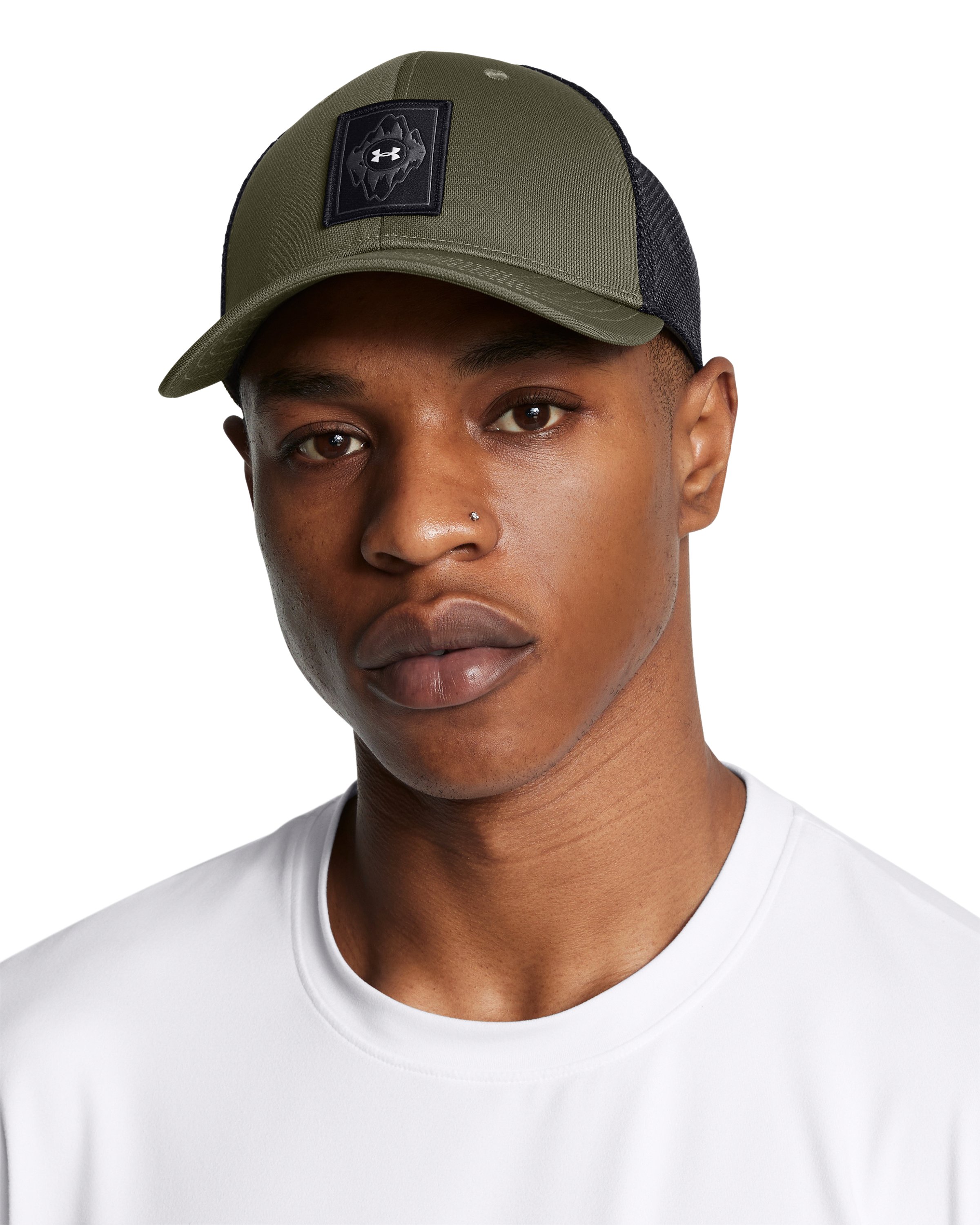 UA Essential Mid Men's Trucker Hat 9