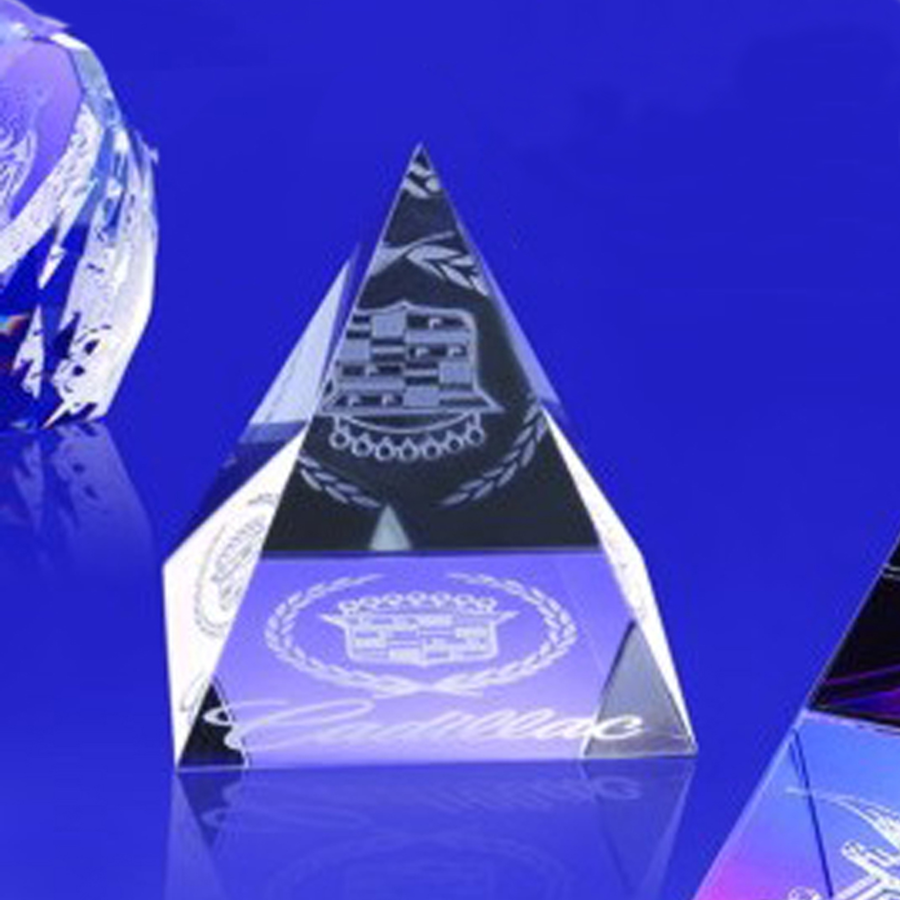 2-1/8" Pyramid Paperweight_D003AC 3