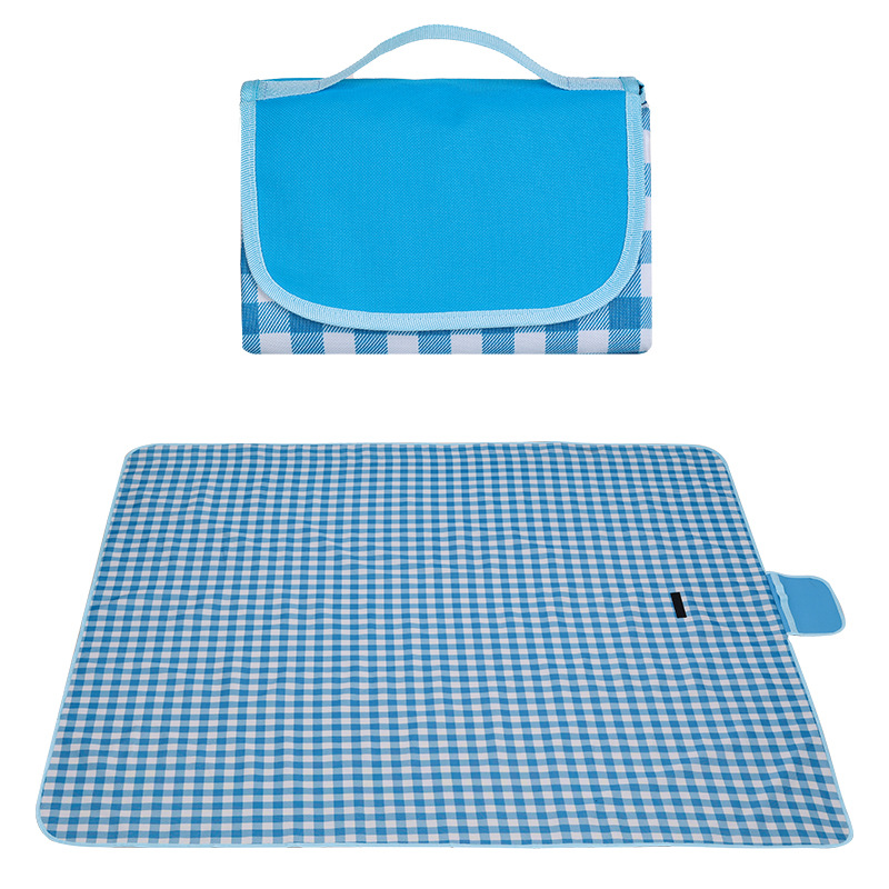 The Roll-up Picnic Blanket 11