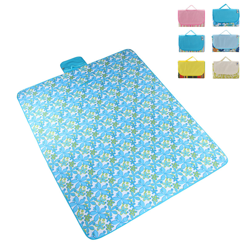 Roll-Up Picnic Blanket 1