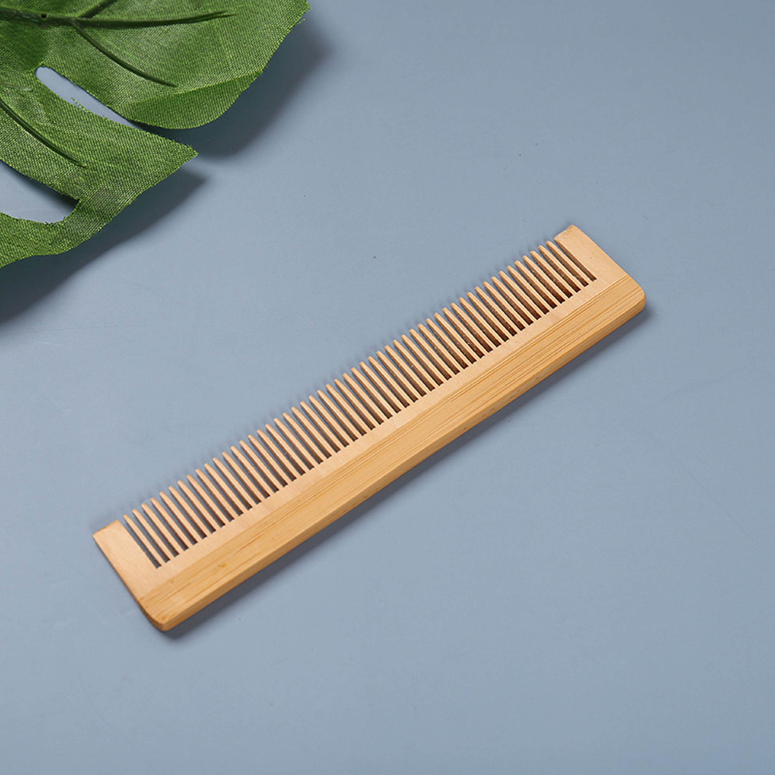 Disposable Bamboo Comb 1