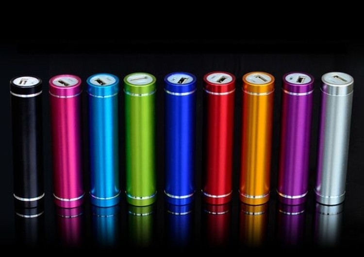 Lipstick Power Bank with LED Flashlight 2