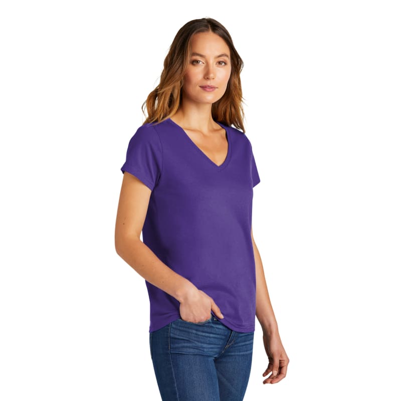District Women's The Concert Tee V-Neck 10