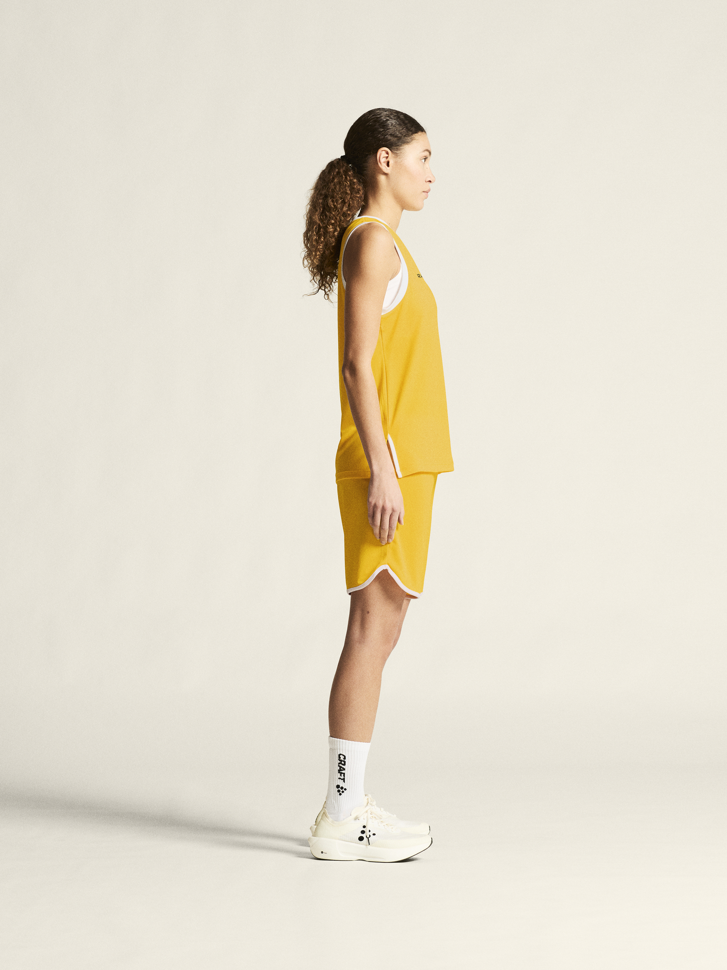 PROGRESS BASKET SINGLET W 18