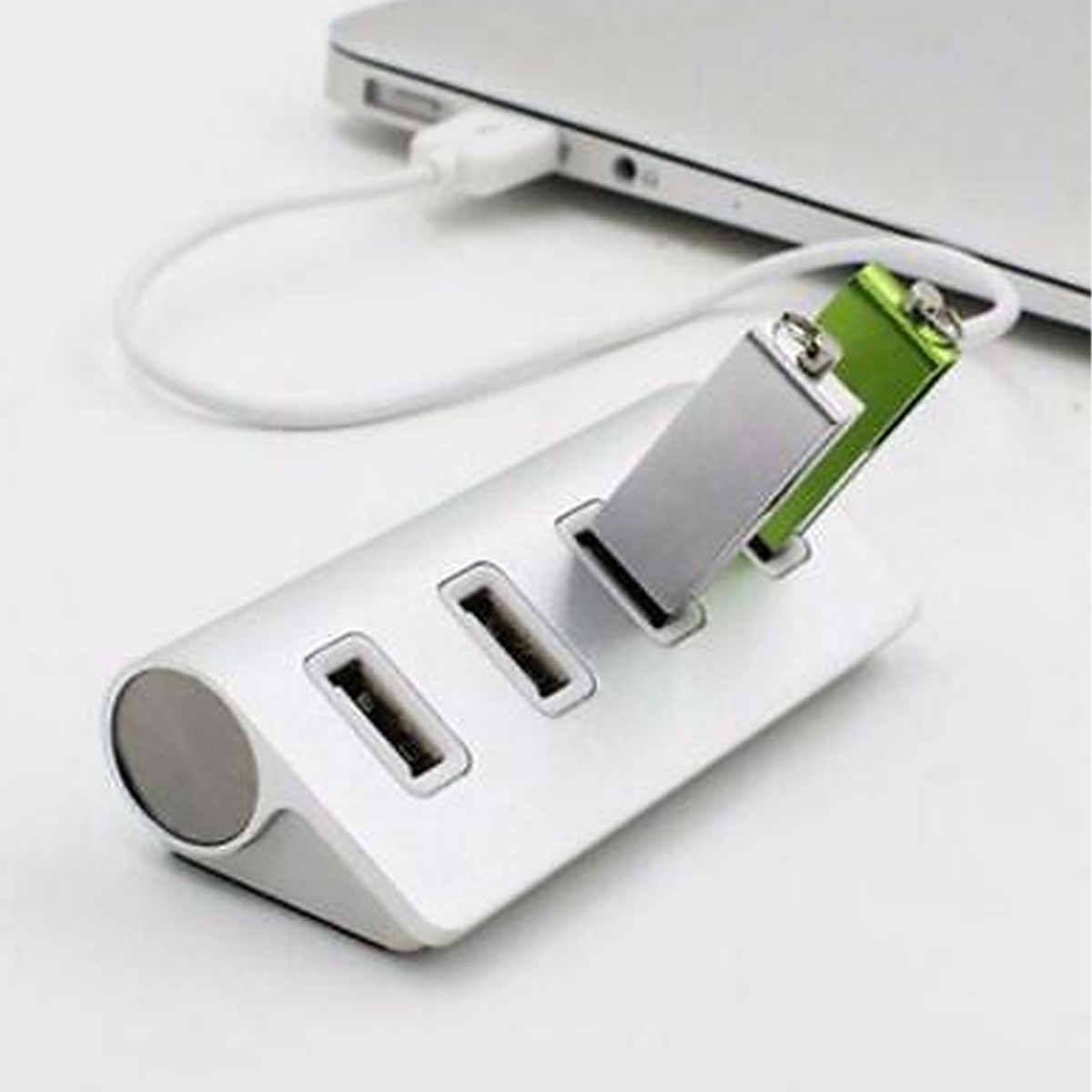 Aluminum 4-Port USB Hub with Angled Design and Custom Logo 4