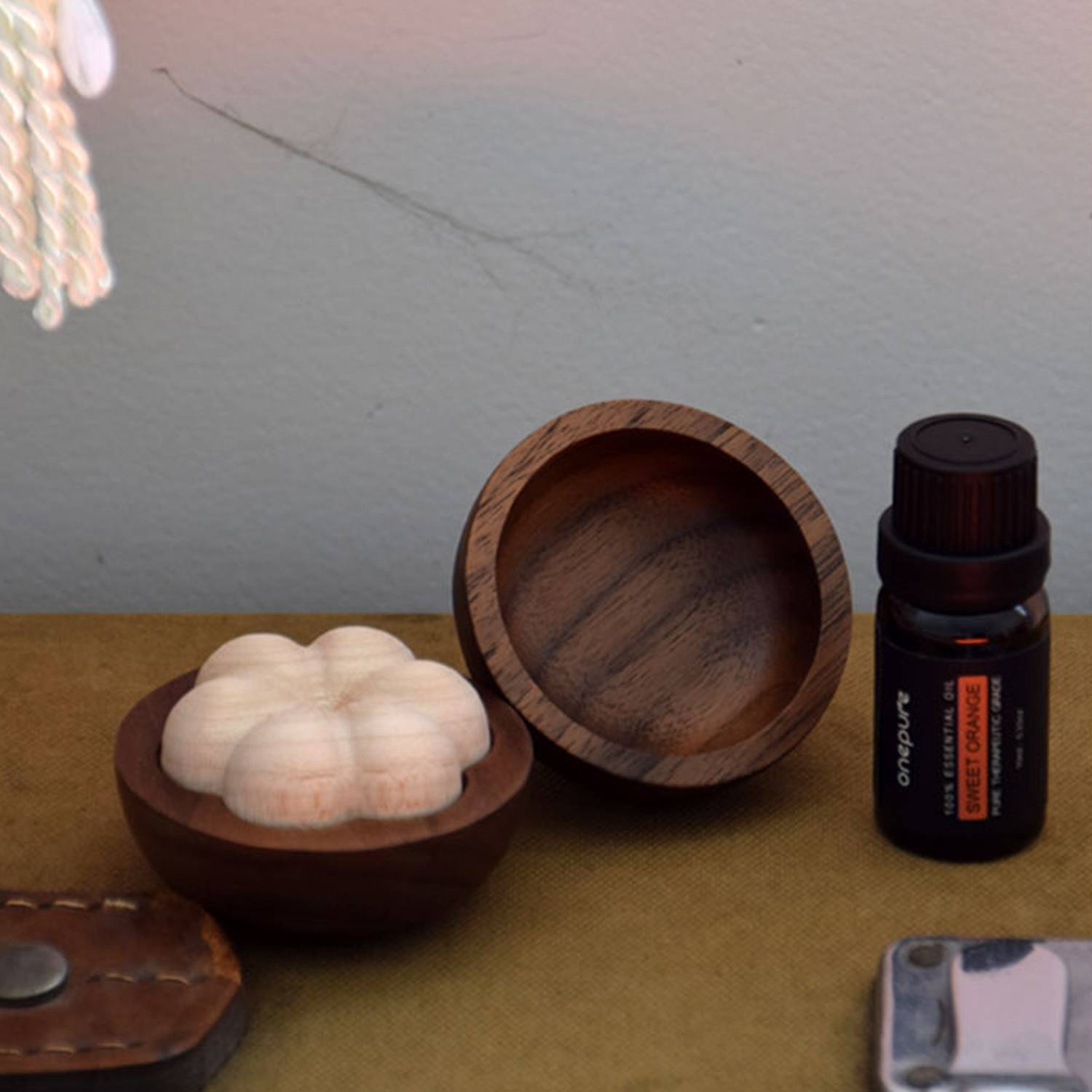 Mangosteen-shaped Wooden Oil Diffuser 7